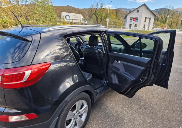 Kia Sportage cena 45000 przebieg: 187000, rok produkcji 2011 z Oświęcim małe 781
